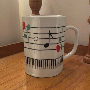White Musical Notes & Piano Keys Ceramic Mug - Unbranded